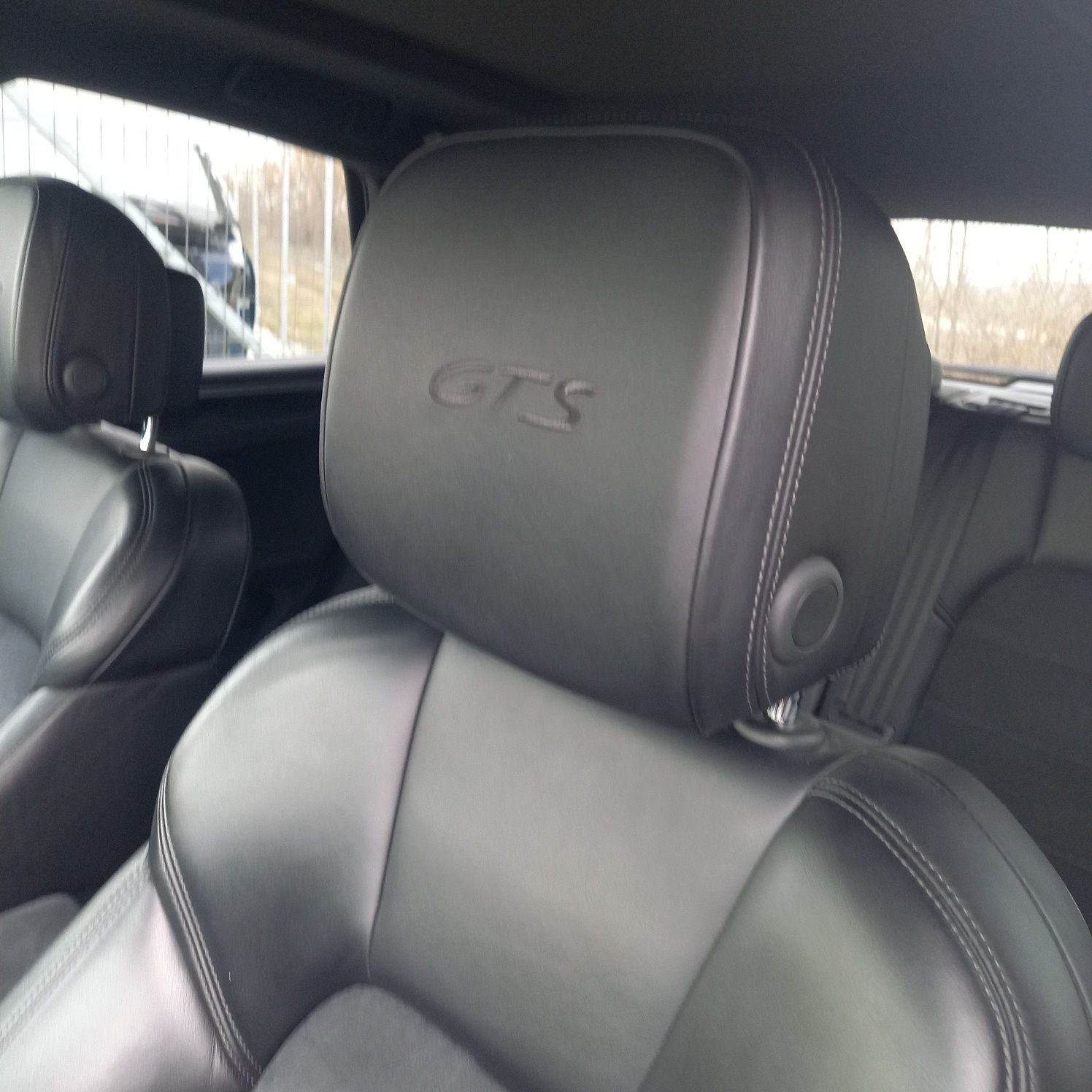 Porsche macan gts