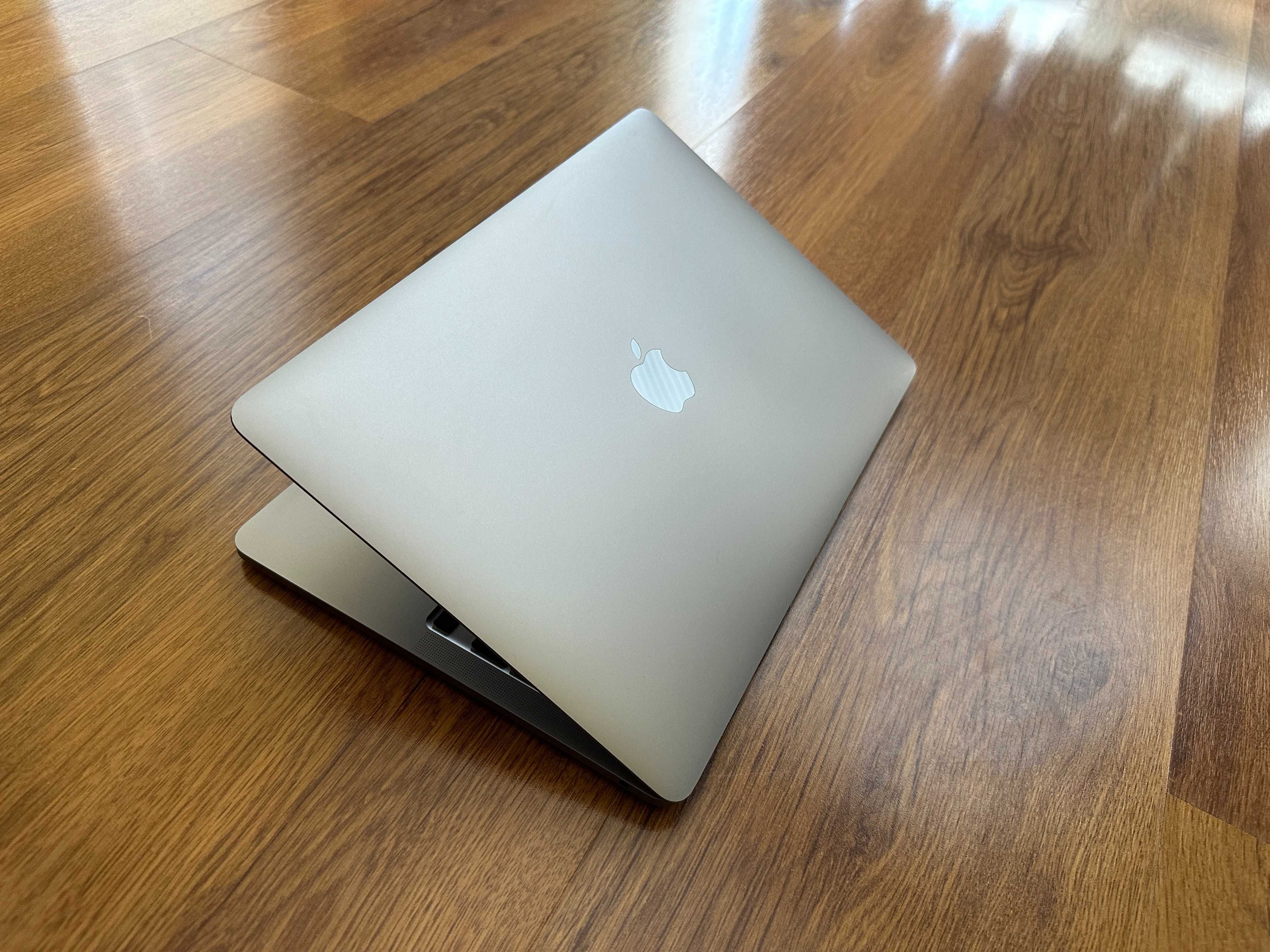 13.3' Apple MacBook Pro M1 2020 Space Grey 8GB RAM/256GB SSD/Бат 14ч.
