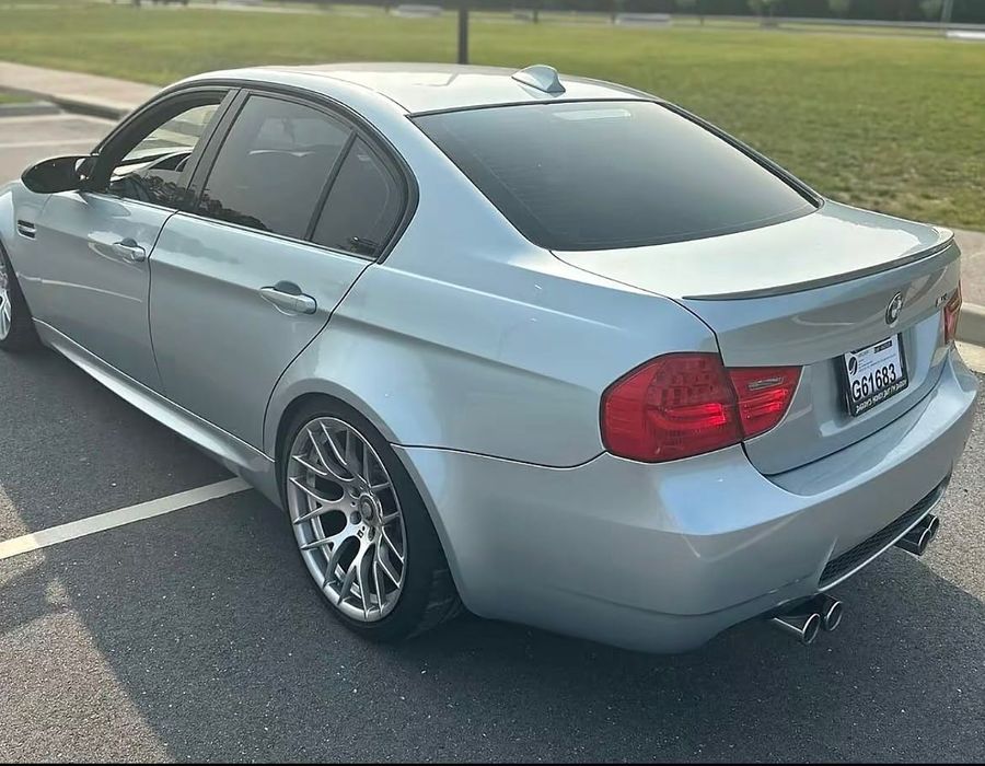 BMW E90 M3 2009.