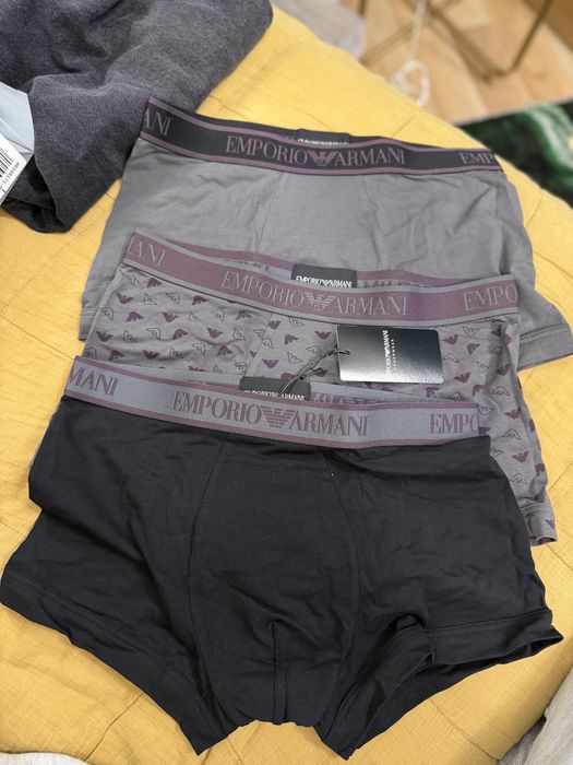 Emporio Armani set 3 boxeri gri-gri-negri marimea S noi originali