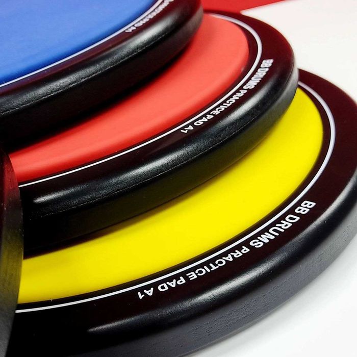 Тренировочные пэды для барабанщиков.