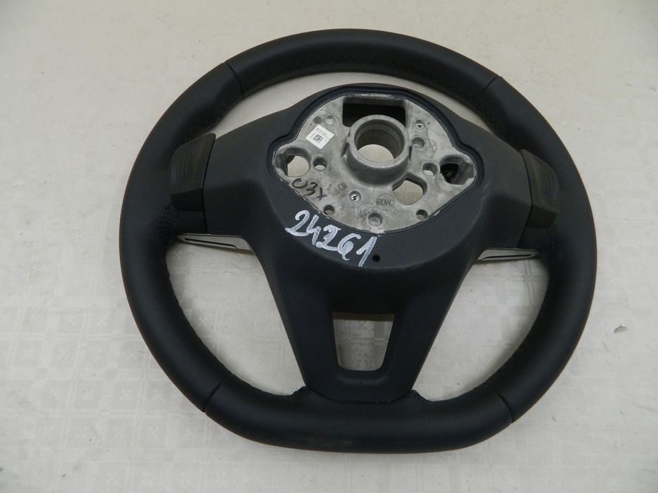 Volan piele VW Passat / Tiguan / Golf 8, 2015, 2016, 2017, 2018, 2019, 2020, 2021, 2022, 2023, 2024, cod origine 3G0419089. Cu comenzi si padele.