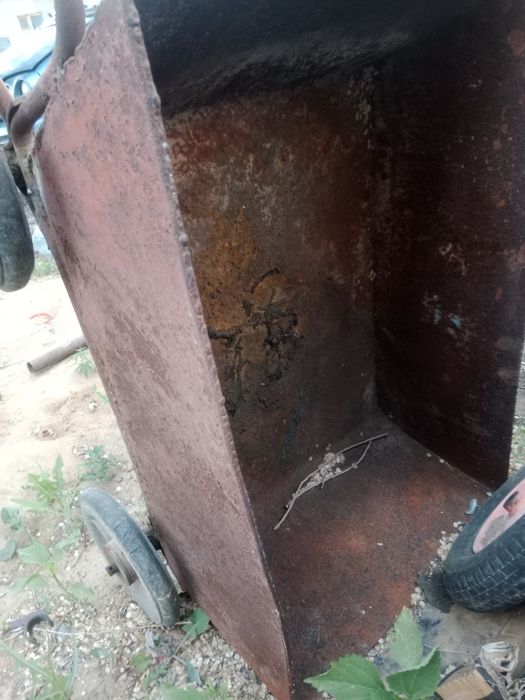 Продам разный.сейф лецныйца 3 и 4 метр