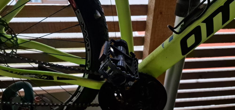 Bicicleta MTB DHS Terrana verde