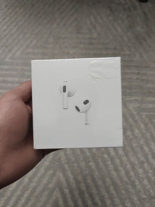 Air Pods 3  Dubai