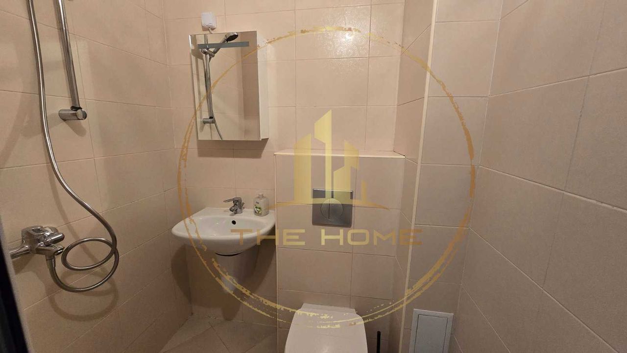 Дава се под наем Едностаен апартамент в Варна, Център - 42 кв.м за 375 € - Снимка #10