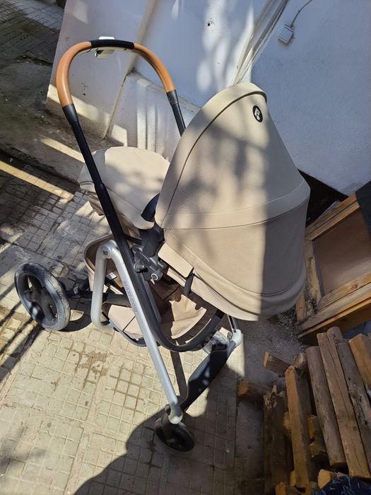 Комбинирана количка Maxi Cosi Lila Nomad + Кош за новородено Oria