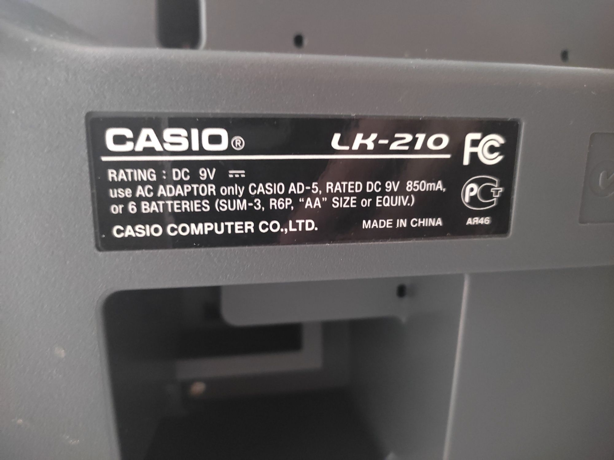Синтезатор Casio LK-210