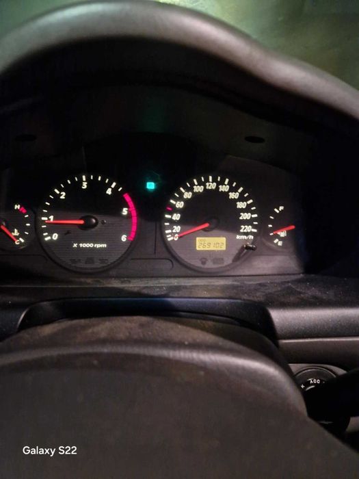 Vând mașina Hyundai santa Fe in stare foarte buna de circulare Hyundai