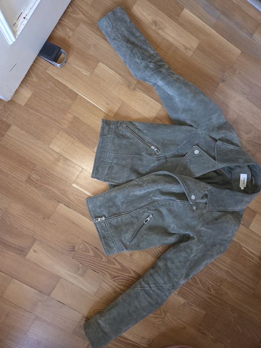 Geaca de piele intoarsa Only  mărimea 34
