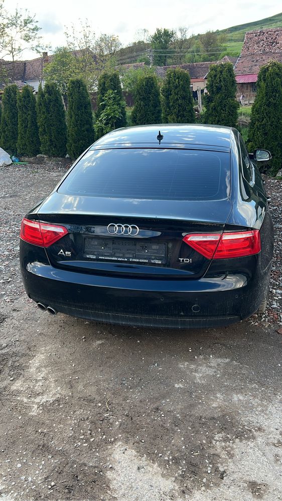 Audi A5 avariat ( fara acte)