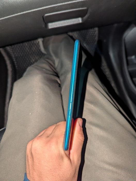 Huawei Y6 2019 karobka dakument 32/2 hamma joyi radnoy