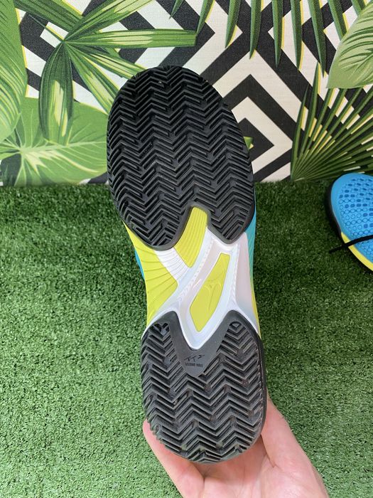 Чисто нови маратонки Mizuno