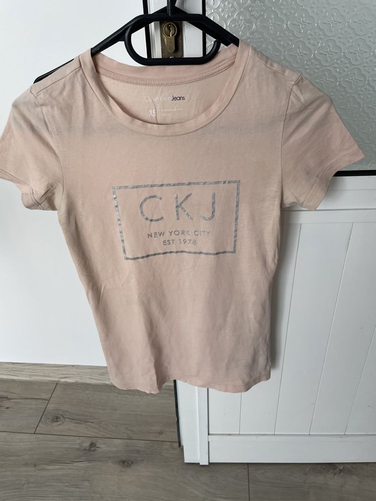 Тениска Calvin Klein XS