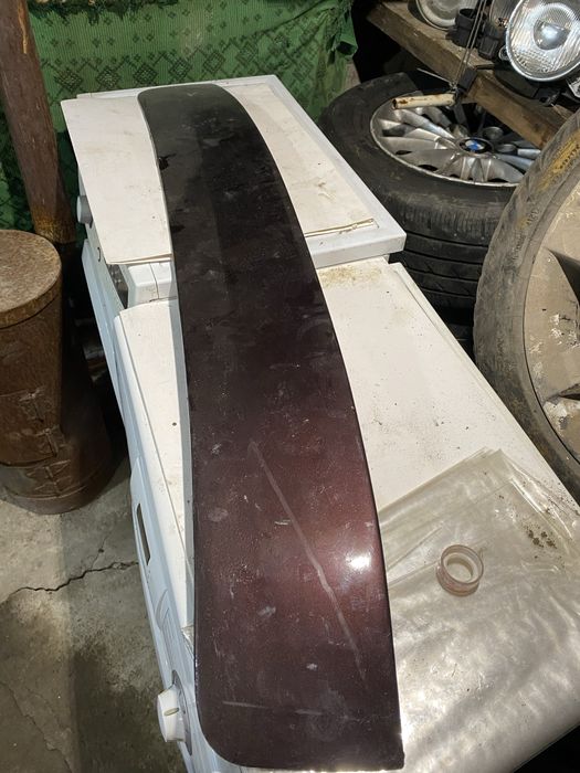 Задний ветровик на бмв е34