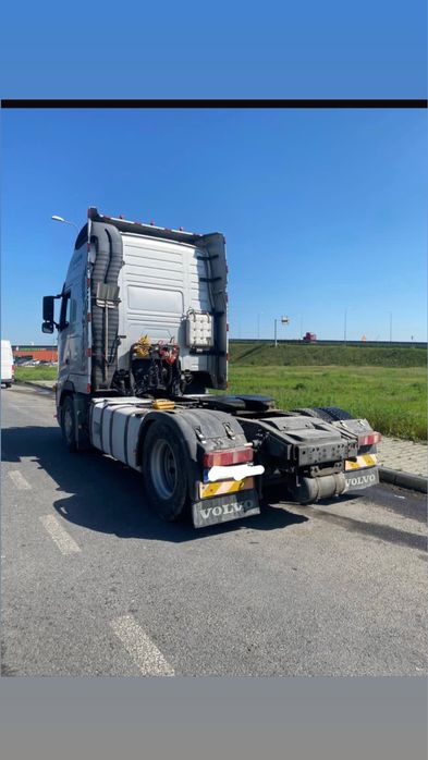 Volvo FH 440 cap tractor