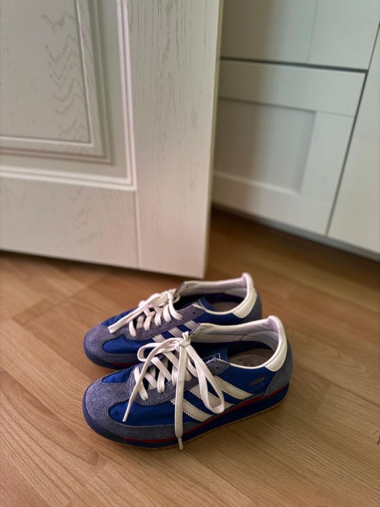 Adidas крос продается