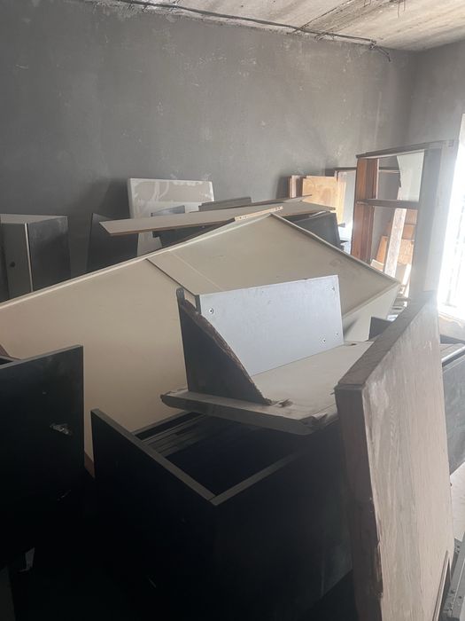 Б/у офесный мебель хаммасини сразу сотаман