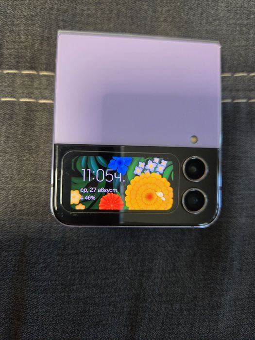 Samsung galaxy z flip 4