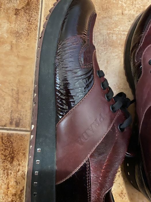 Обувки кецове и снийърси