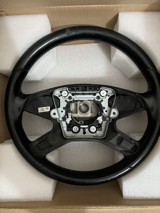 Волан за Мерцедес w212