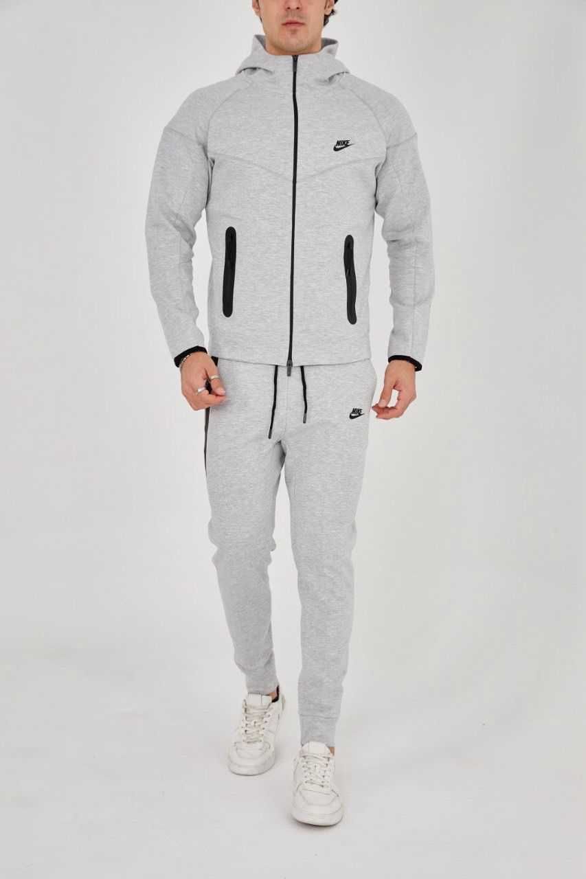 Trening Nike Tech Fleece  Model NOU 2024 -Calitate Premium baieti fete