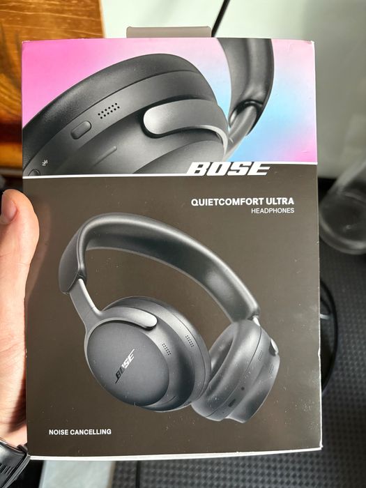 Casti Bose cu anulare zgomot QuietComfort Ultra, Negru