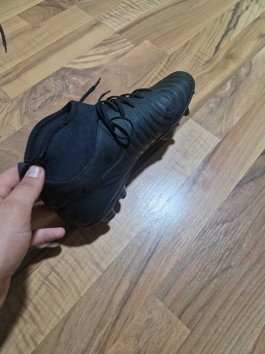 Vând ghete de câmp plus jambiere si aparatori