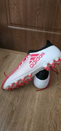 Футболни обувки Калеври Adidas