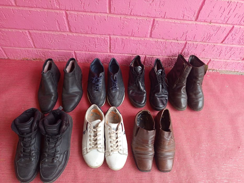 Ботинка мужская .