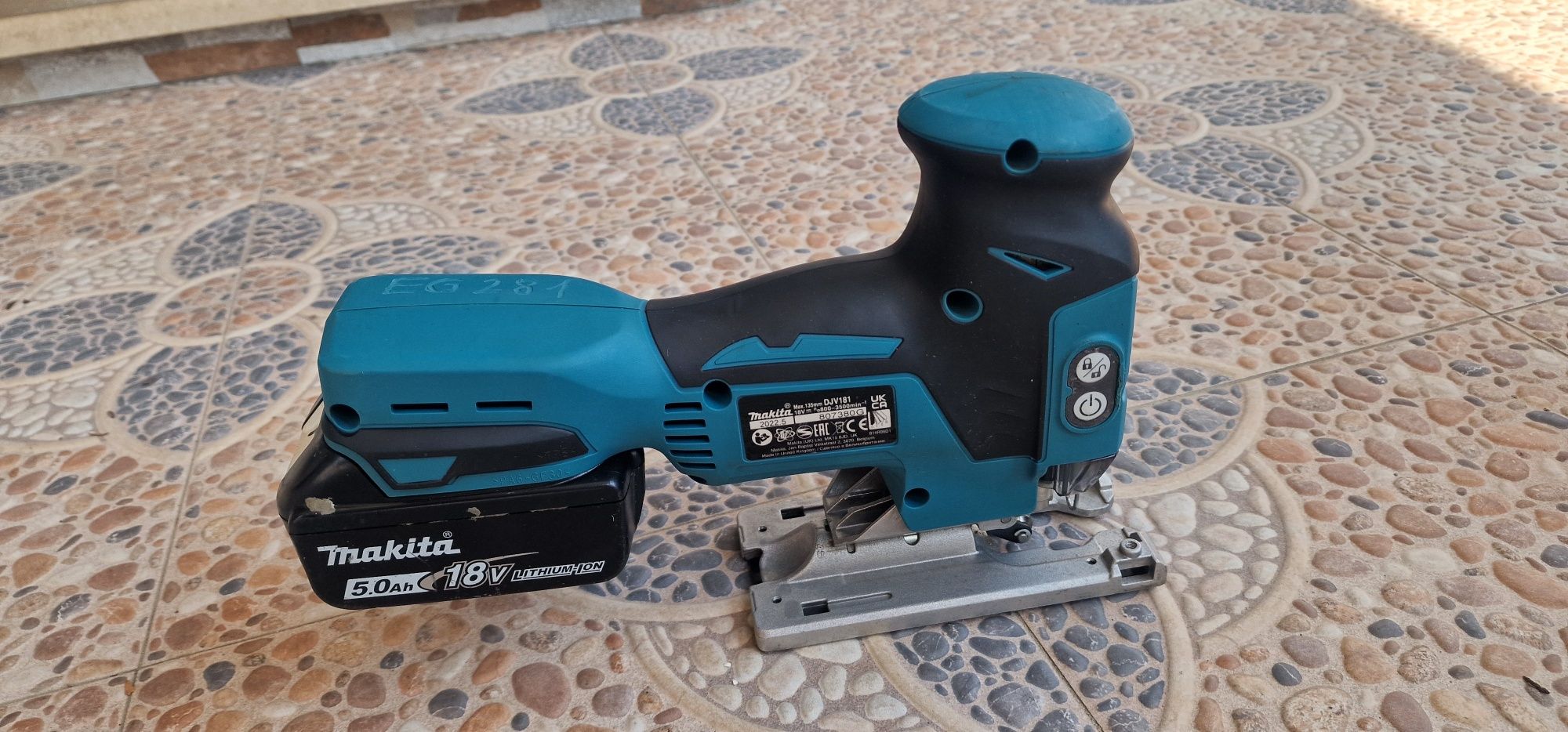 Акумулаторен прободен трион MAKITA DJV181