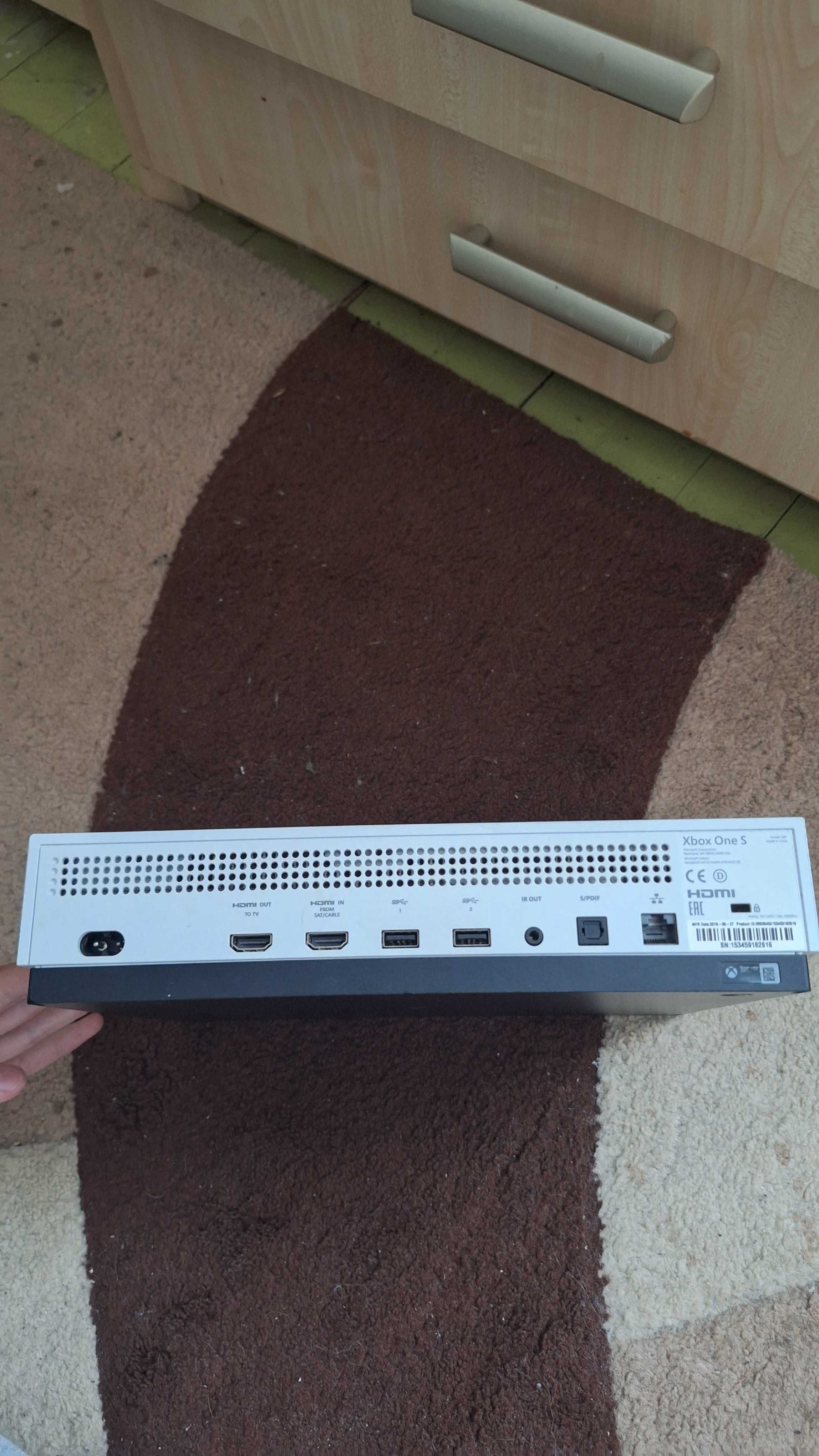 Конзола xbox one s 1tb