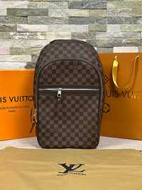 Ghiozdan Louis Vuitton + Saculet Cadou