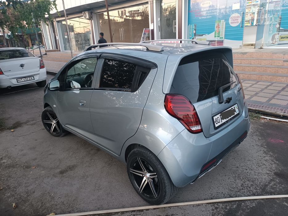 Спарк сотилади радной