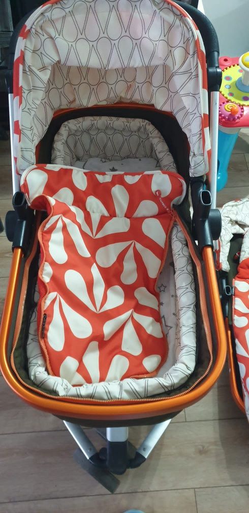 Cărucior Cosatto Giggle 3 in 1. Scoica auto cadou