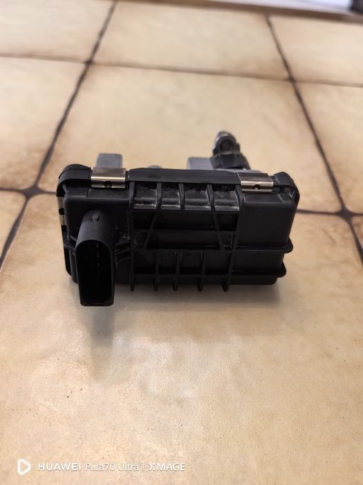 Actuator turbo Mercedes 2.2 G66