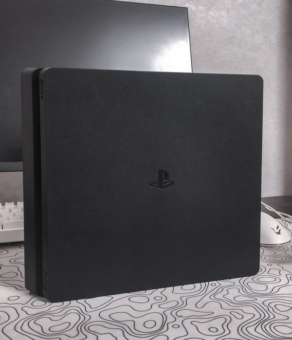 Sony PlayStation 4 Slim | 4 игры