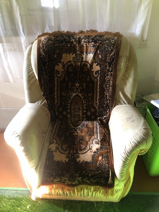 Кресло две штуки