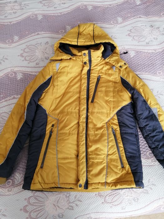 Куртка зимняя тёплая на мальчика