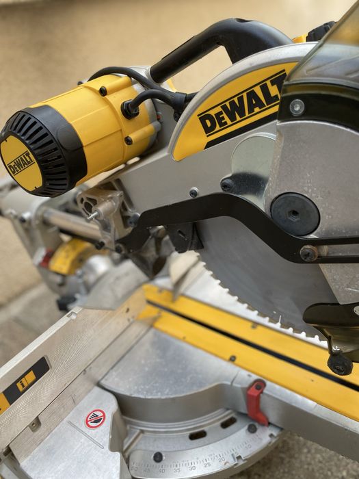 Dewalt masina de taiat la unghi dws780-qs tipe12