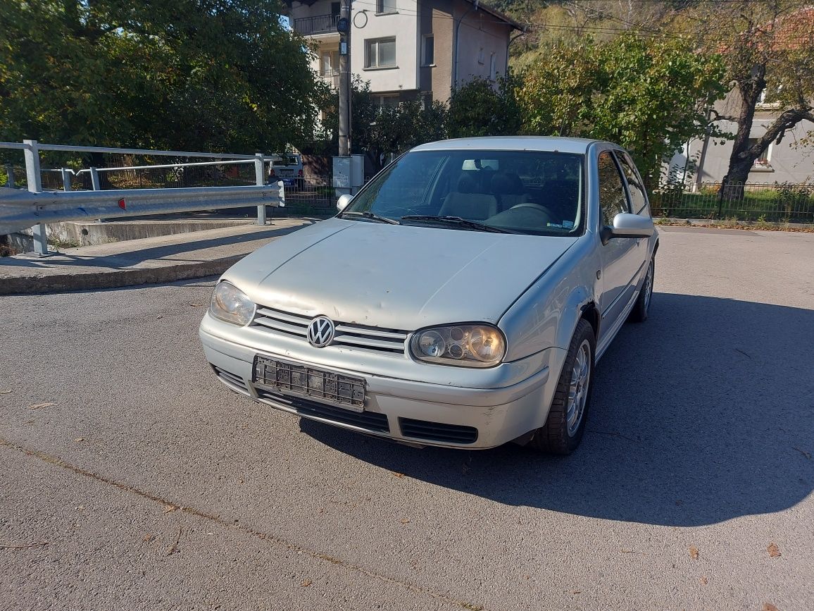 Фолксваген Голф 4 / VW Golf 4 1.9 tdi 110 НА ЧАСТИ