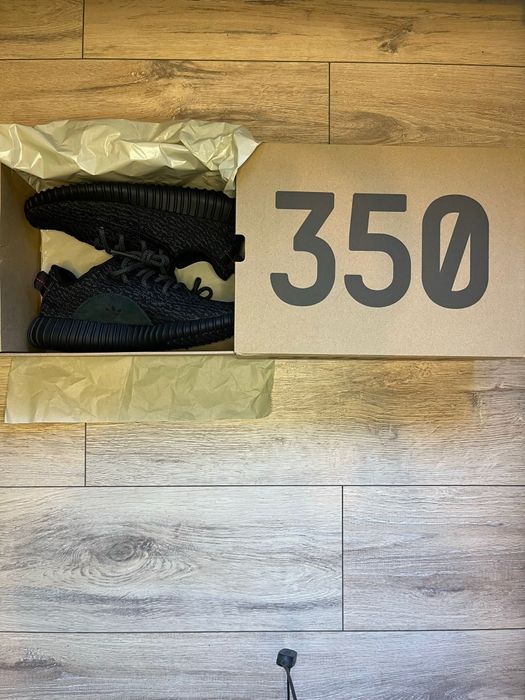 Adidas Yeezy 350 Pirate Black 2023