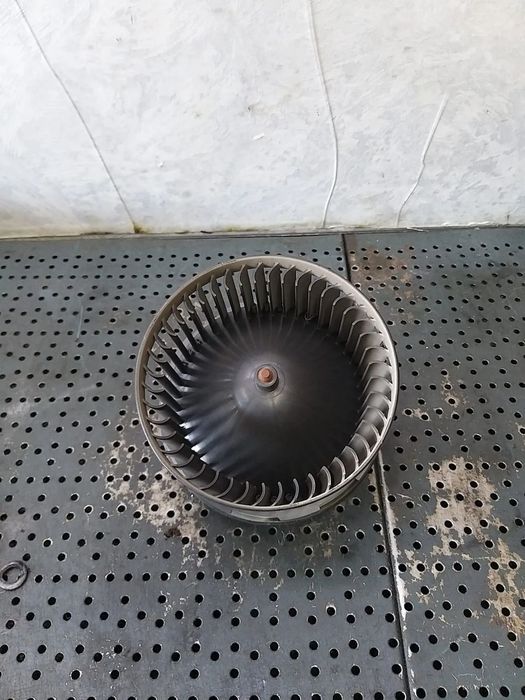 Aeroterma ventilator habitaclu ford fiesta 6 cb1 ccn vp8e2h18456aa 0130115551 3137231000