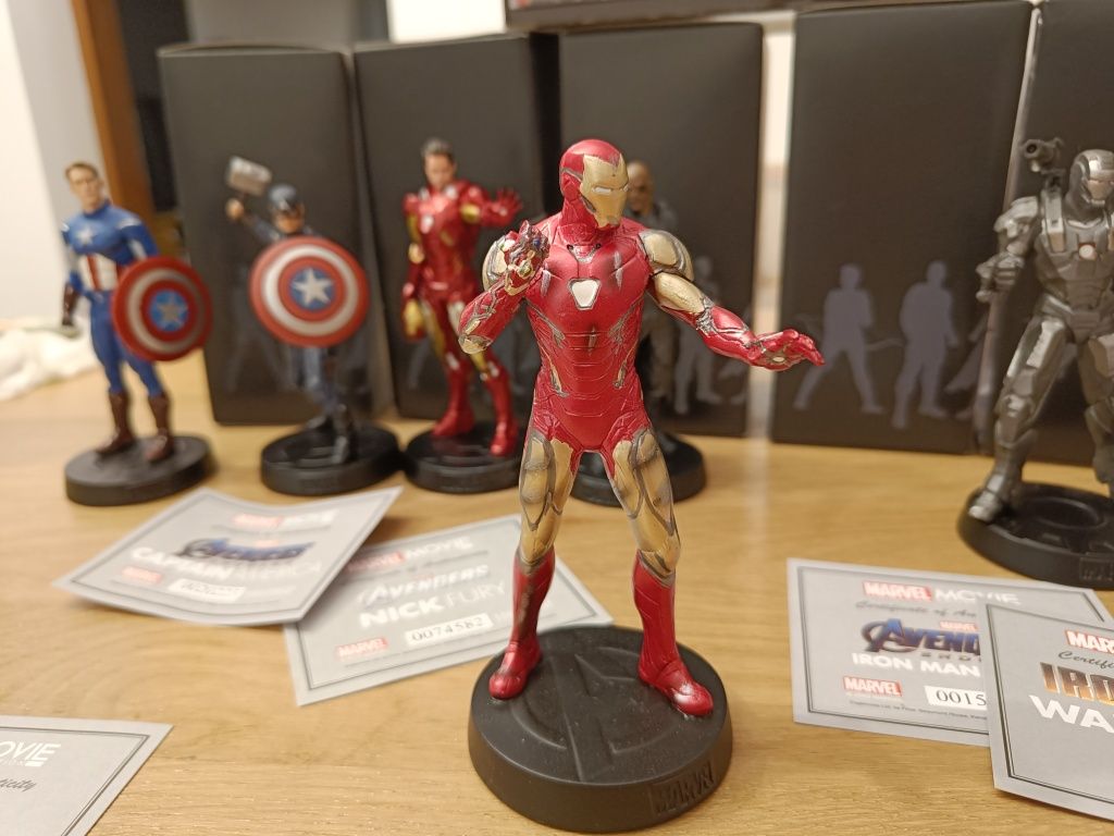 Figurine ,Statuie Marvel Iron Man Captain America Fury Avengers