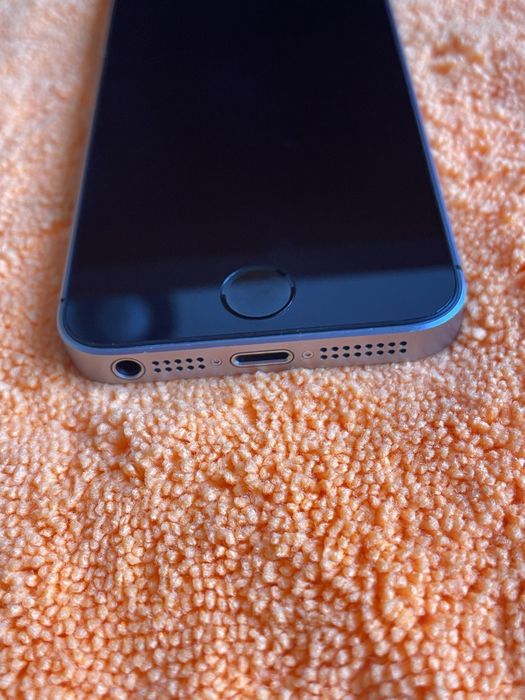 Telefon Iphone SE