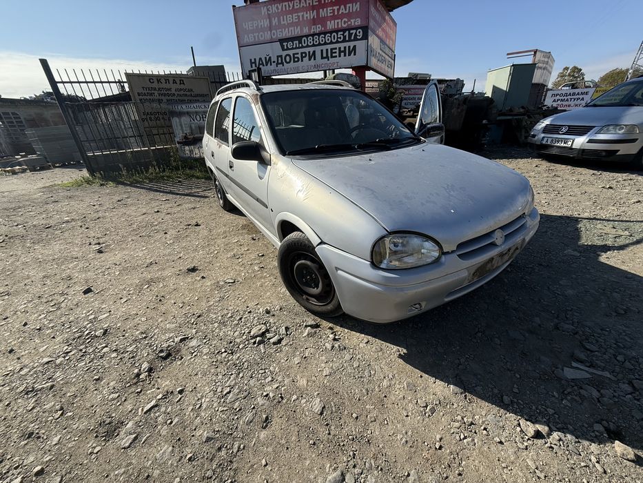 Opel Corsa комби  1.4 16V на части