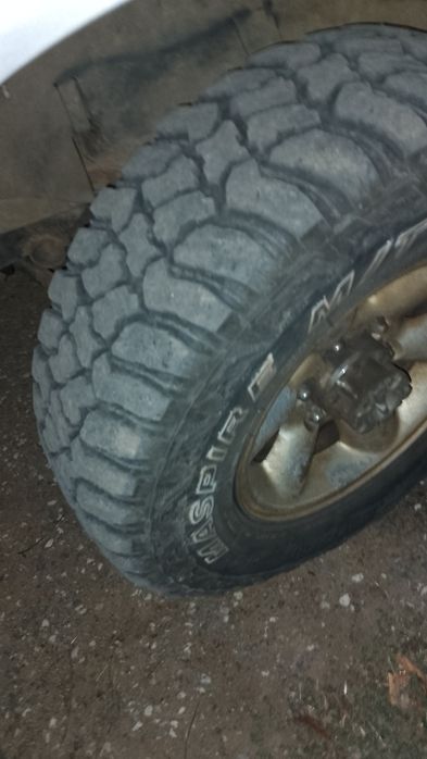 235 75 15 кални гуми с джанти