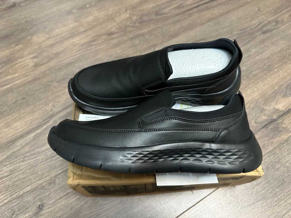 мужские новые кожаные туфли
