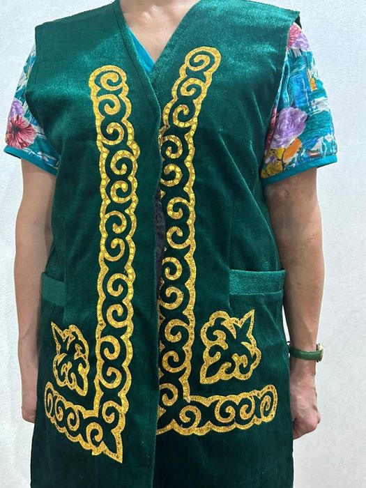 Национальные жилетки