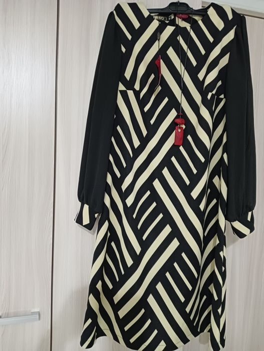 Продам платья вечерние